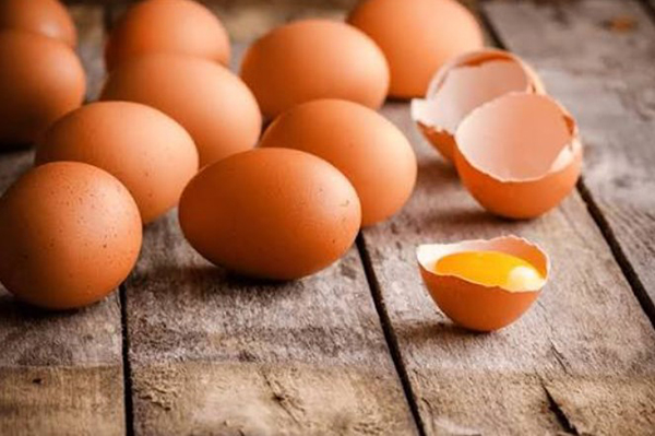 Nên ăn gì chống rụng tóc