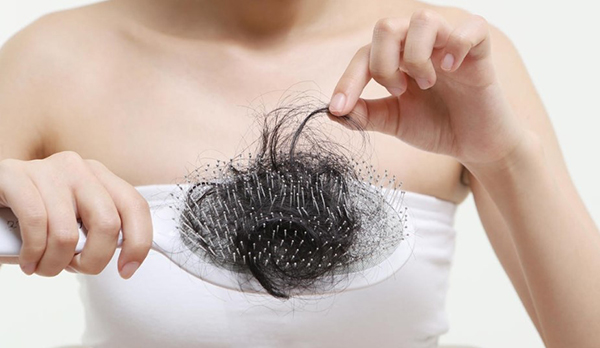 rụng tóc bất thường